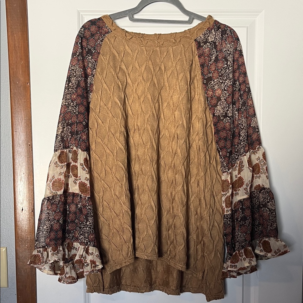 Mystree Textured Knit Top in Brown with Boho sleeves